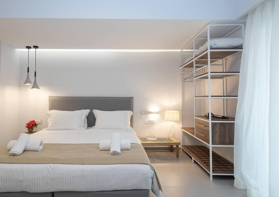 Iris Luxury Apartment At The Heraklion Center Экстерьер фото
