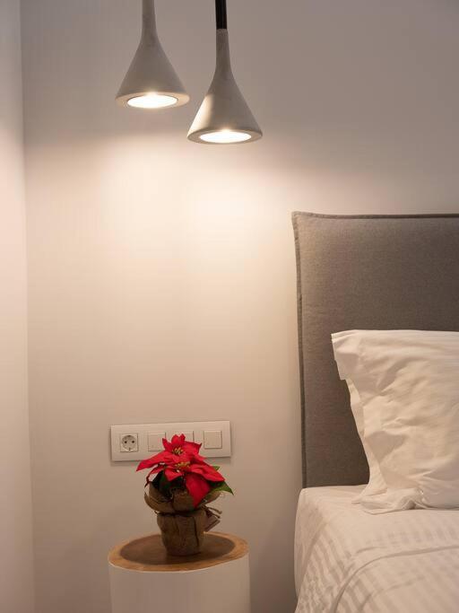 Iris Luxury Apartment At The Heraklion Center Экстерьер фото